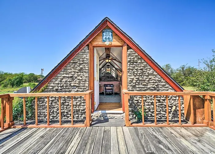 'the Rockhouse Cottage' With Deck On Farm!