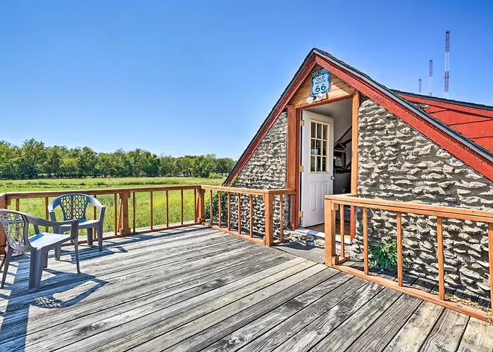 'the Rockhouse Cottage' With Deck On Farm! Holiday home Tulsa